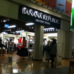 banana republic vaughan mills